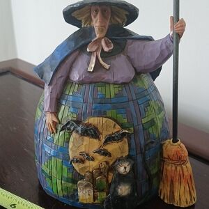 Jim Shore Heartwood Creek "Let the Magic Begin" Halloween Witch figurine